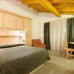 Hotel Boscone 4*